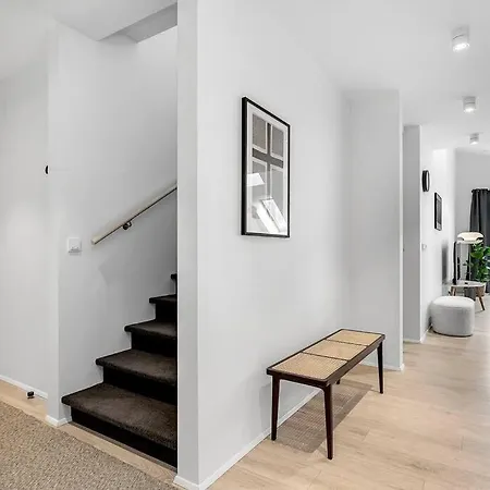 Luxury Penthous - 3 Bedroom - 2 Bath - Freeparking - Downtown Reykjavík Exterior photo
