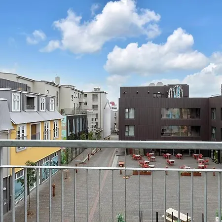 Luxury Penthous - 3 Bedroom - 2 Bath - Freeparking - Downtown Reykjavík Exterior photo