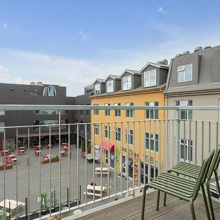 Luxury Penthous - 3 Bedroom - 2 Bath - Freeparking - Downtown Reykjavík Exterior photo