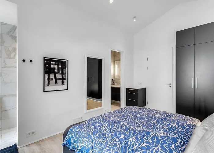 Luxury Penthous - 3 Bedroom - 2 Bath - Freeparking - Downtown