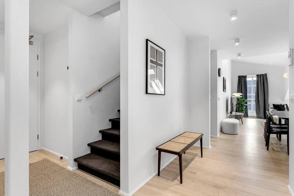 Luxury Penthous - 3 Bedroom - 2 Bath - Freeparking - Downtown Appartamento *