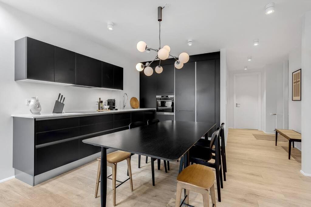 Luxury Penthous - 3 Bedroom - 2 Bath - Freeparking - Downtown Appartamento Reykjavík